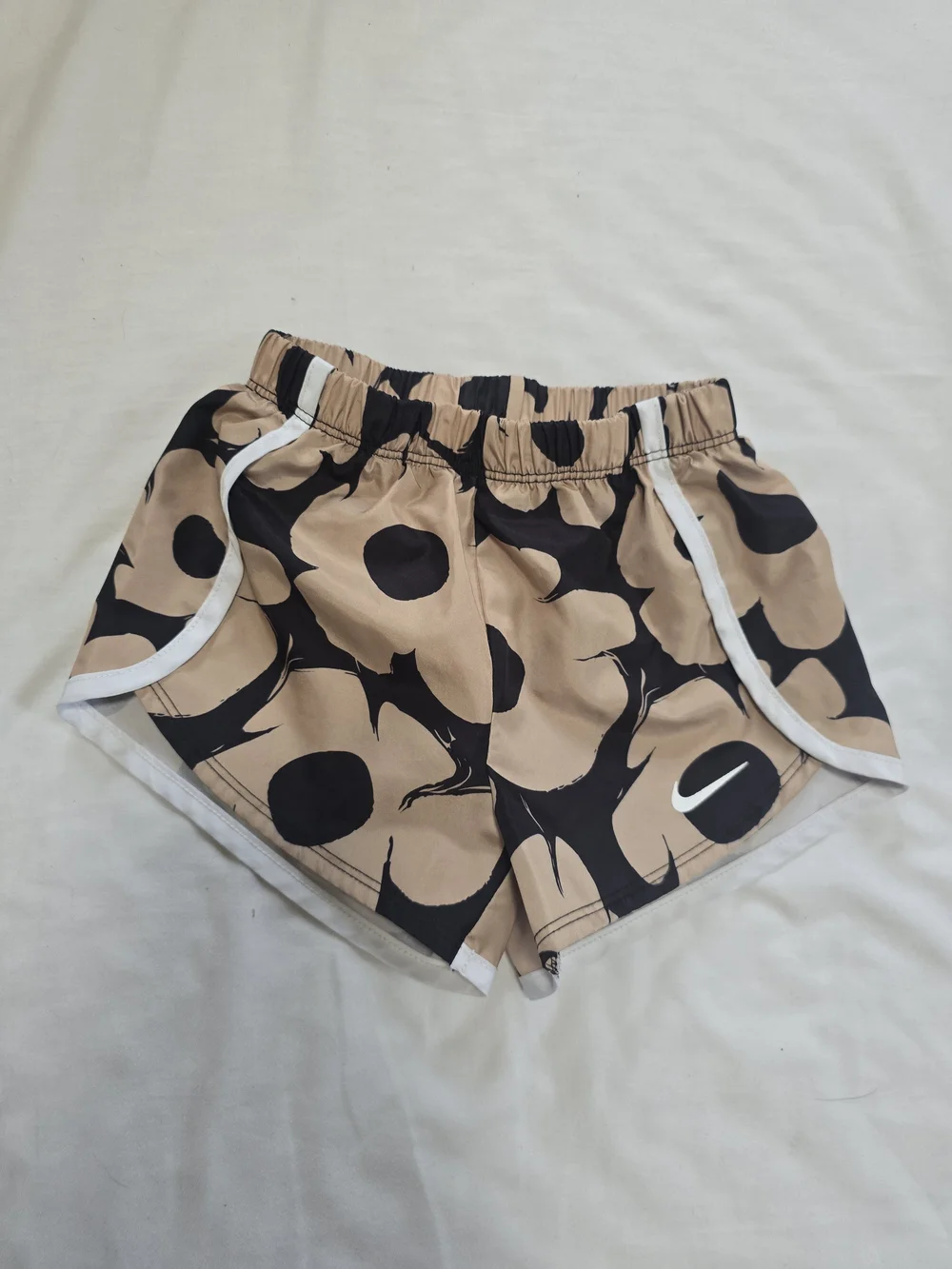 Nike Dri-FIT Girls 3T Floral Athletic Running Shorts Pink Black Toddler